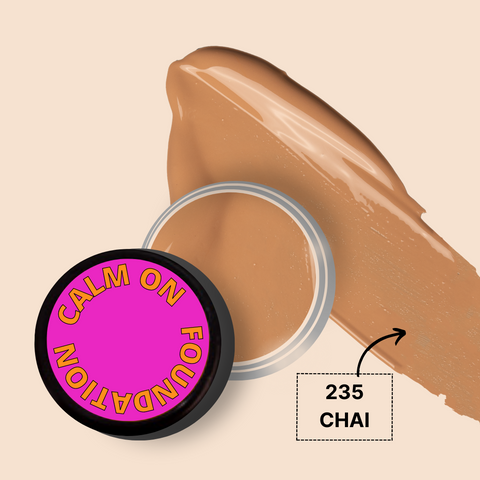 CALM ON FOUNDATION MINI in shade 235 Chai with swatch.
