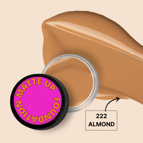 MATTE UP FOUNDATION MINI in shade 222 Almond with creamy texture.